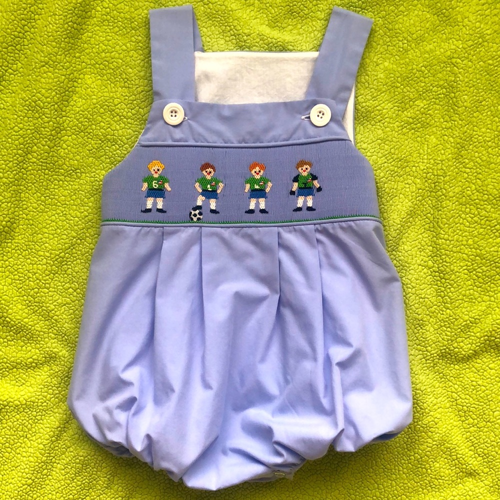 Smocked Bubble